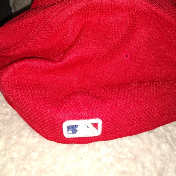 Philadelphia Phillies Fitted Hat New Era - Picture 2 of 3